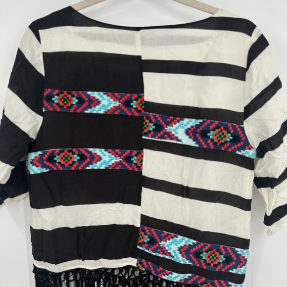 Floreat Blouse Top Women XSP Black White Embroidered Fringed Latitude Round Neck - Picture 9 of 14